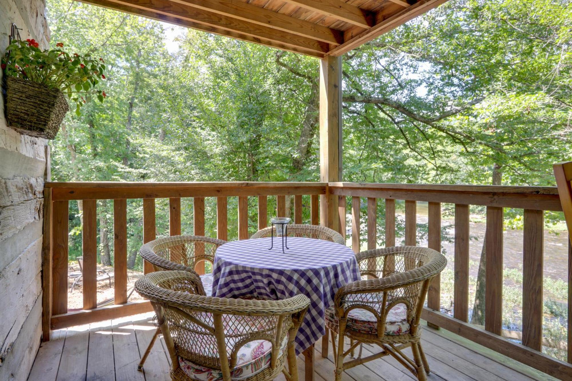 Townsend Apt On Little River - 3 Mi To Natl Park! المظهر الخارجي الصورة